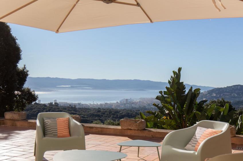 Apartment Terrasse Panoramablick auf den Golf