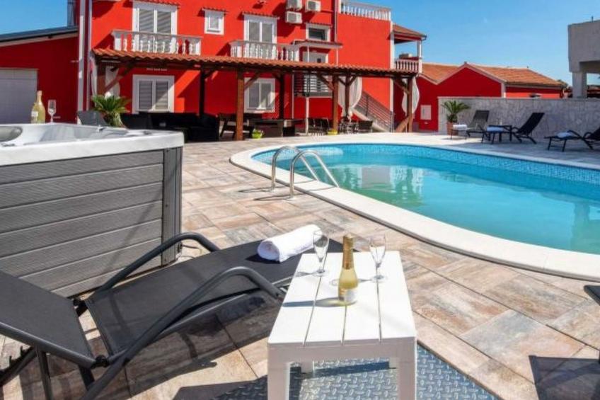XXXL Villa Ancora with heated pool - foto 63