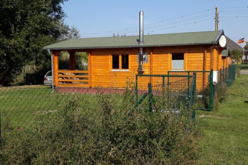 Blockhaus mit eigenem See