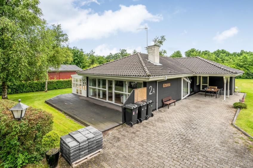 "Lyra" - 500m to the inlet