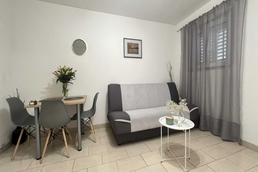Apartmani Vela Makarska - Studio With Garden View - foto 2
