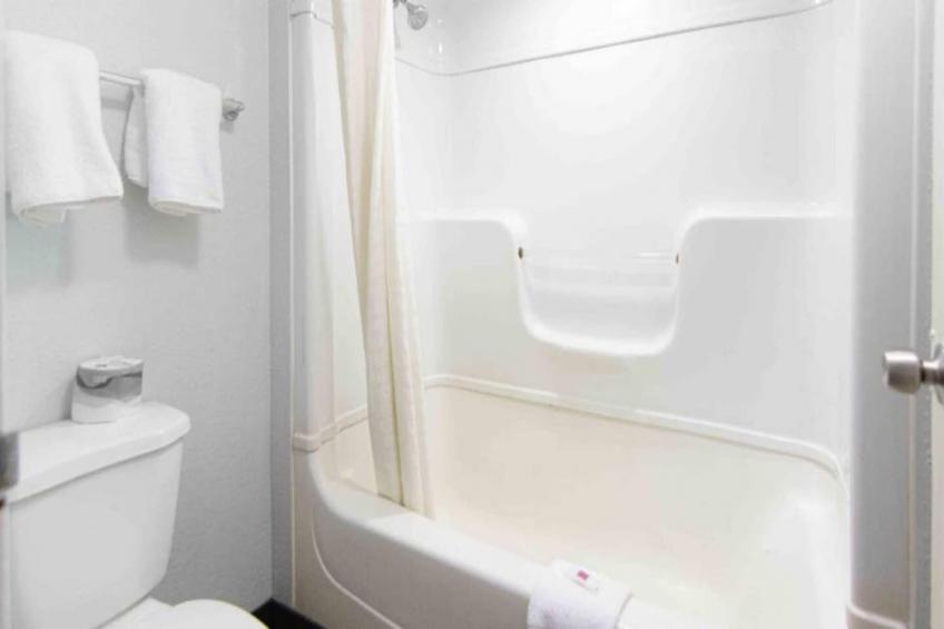 2 Full Beds  Premium Micfridge - foto 9