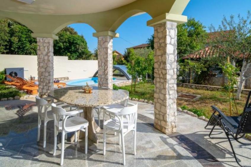 Charming Villa Rea, 8+2 with heated pool - foto 7