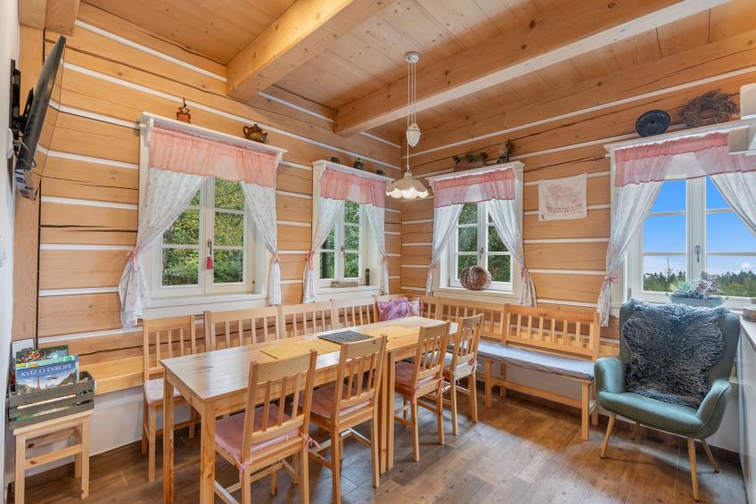 Roubenka Maleč - foto 3