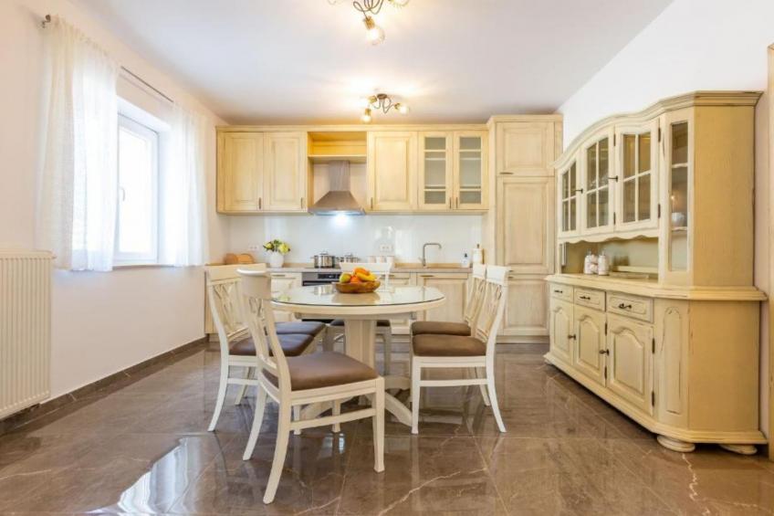 Peaceful Murvica Villa Pool, Garden, and Modern Comfort - Two Bedroom Holiday Home with Private Pool - foto 6