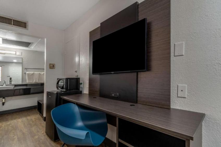 1 Queen Bed - foto 14