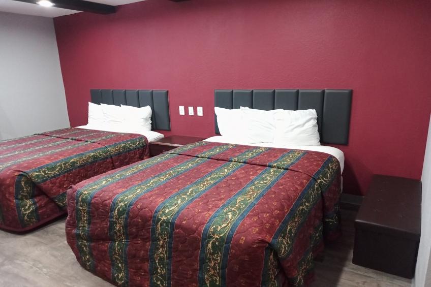 2 Queen Beds Suite Non-Smoking - foto 9