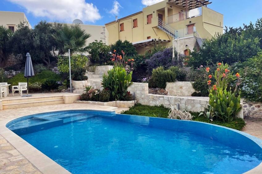 für 6 Personen und 2 Kinder