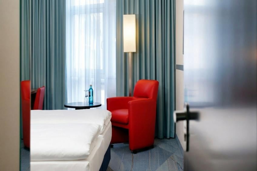 Sunday Hotel Köln Brühl Superior Room - foto 12