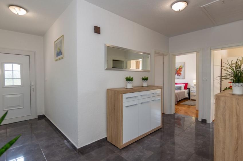 Villa Mia Flora mit Pool - foto 18