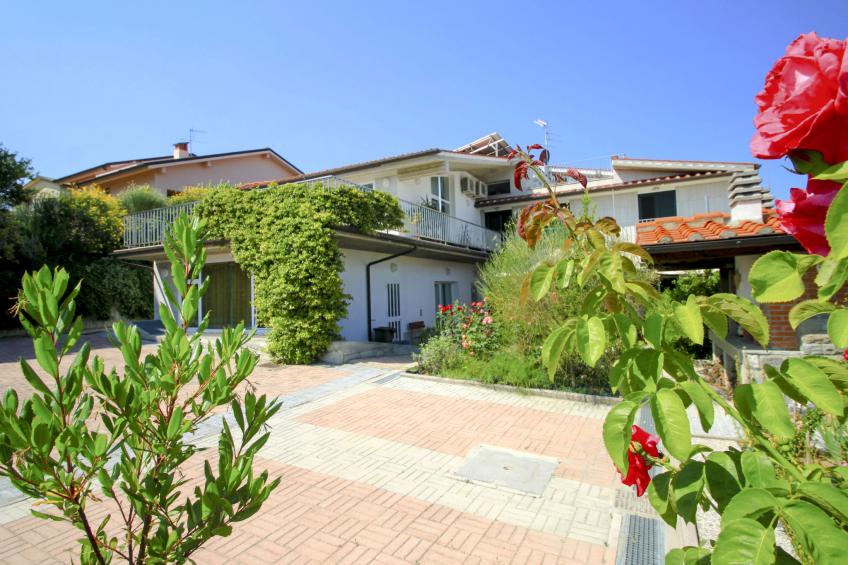 La Rosa - foto 2