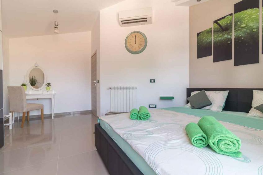 Holiday house with pool - BF-5GK96 - foto 45