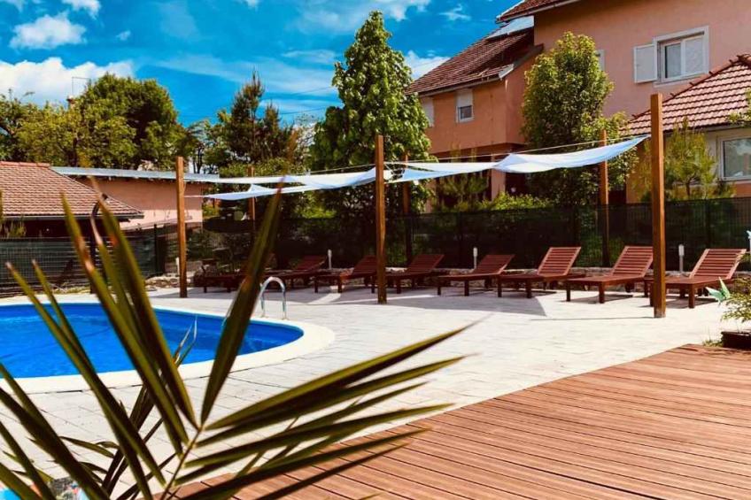 Vakantiewoning met airconditioning, gemeenschappelijk zwembad en terras - BF-69RVX - foto 2