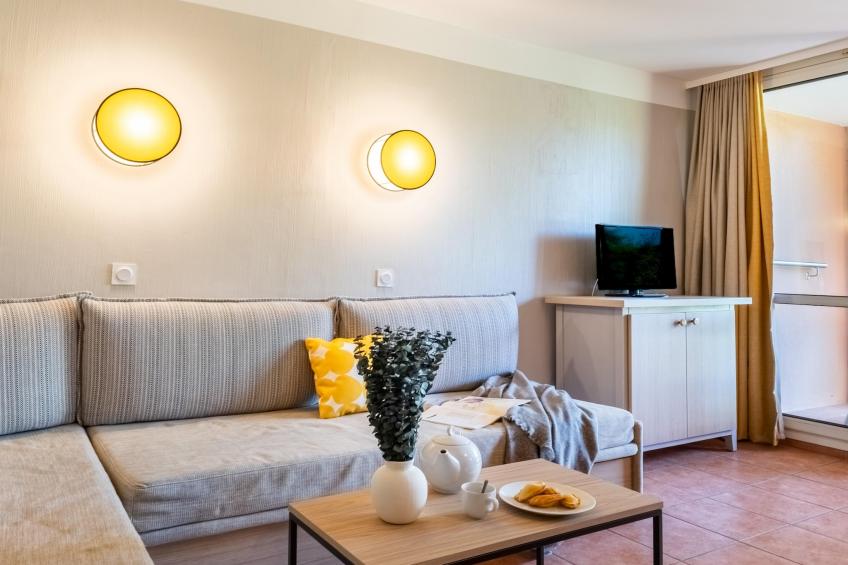 P&V Premium les Rives de Cannes Mandelieu Apartment 6 people - 2 bedrooms - Terrace or balcony - Renovated - foto 9