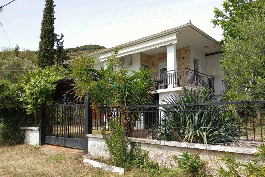 Bungalow with ocean view