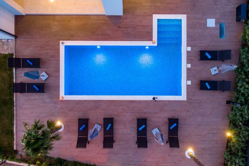 Schönes Haus für 8 Personen mit großem Schwimmbad - foto 2