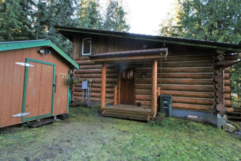 Lakeside Real Log Cabin mit privatem Dock, Haustiere OK - foto 16