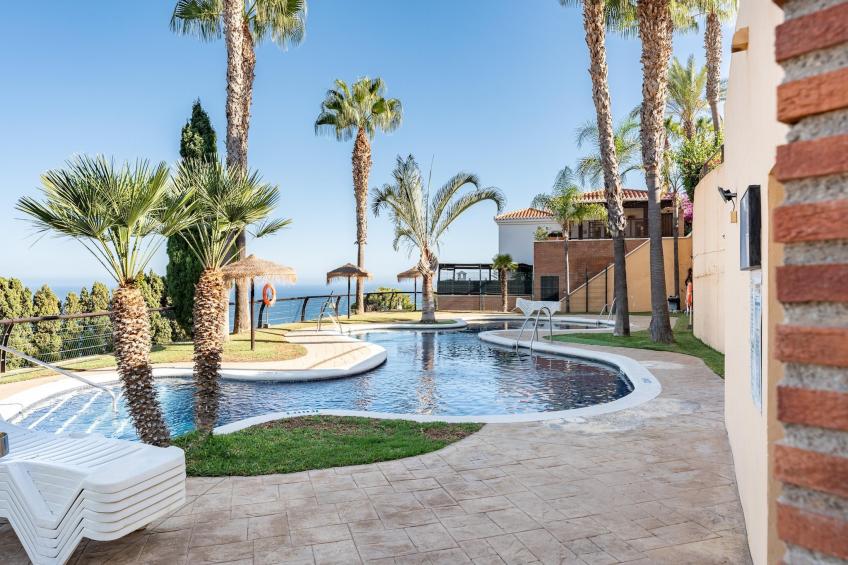CT 337 GR - Faro's Fuente Almuñecar Apartment - Seaviews