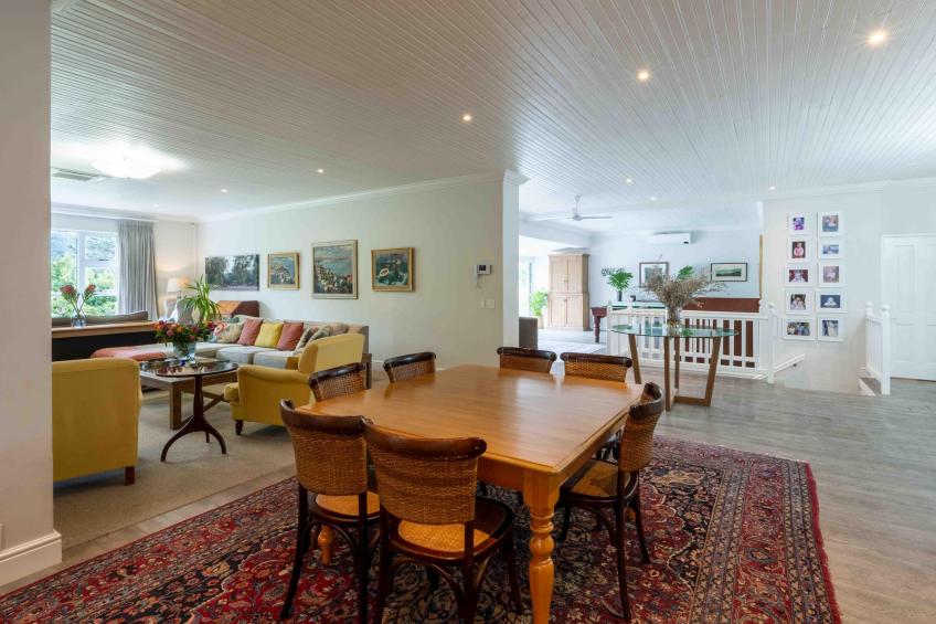 4 Bedroom Self Catering House - foto 4