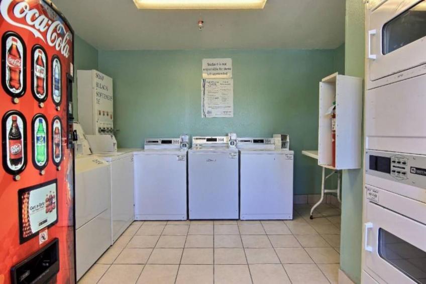 2 Full Beds  Non-Smoking - foto 31