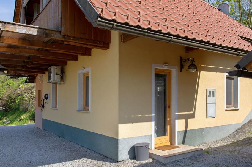 "Schmetterlingsplatz" - foto 24