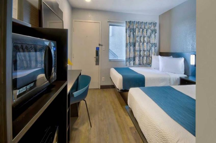 2 Full Beds  Micfridge - foto 6