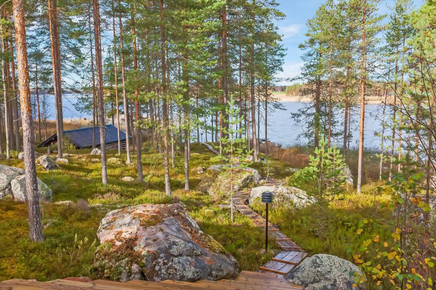 Riutankolo, mustosen lomamökit - foto 4