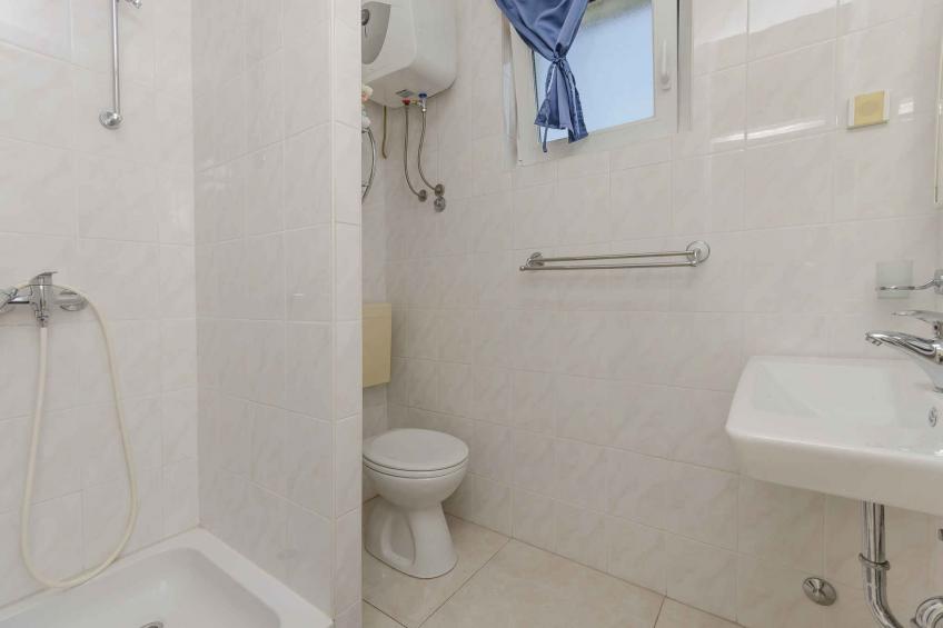 Holiday apartment by the sea with balcony - BF-9K884 - foto 22