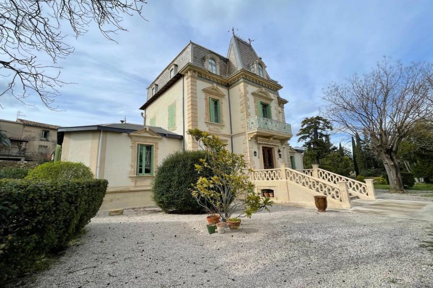 Maison de Maitre avec piscine