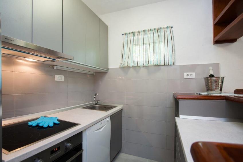 Holiday home Ingrid - Four Bedroom Holiday Home with Pool - foto 8