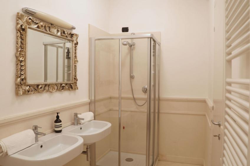 Elegante Unterkunft im Zentrum in der Nähe des Meeres - foto 17