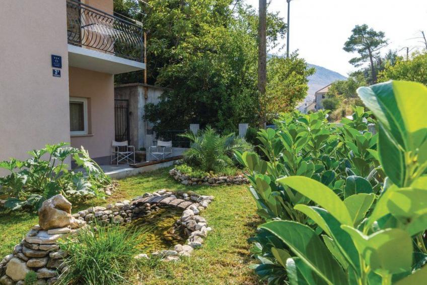 Žrnovnica, Entspannung am Flussufer - foto 23