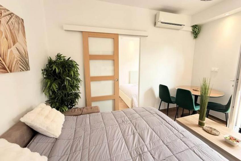 06cp - Beau T2 Super équipé Avec Terrasse - foto 6