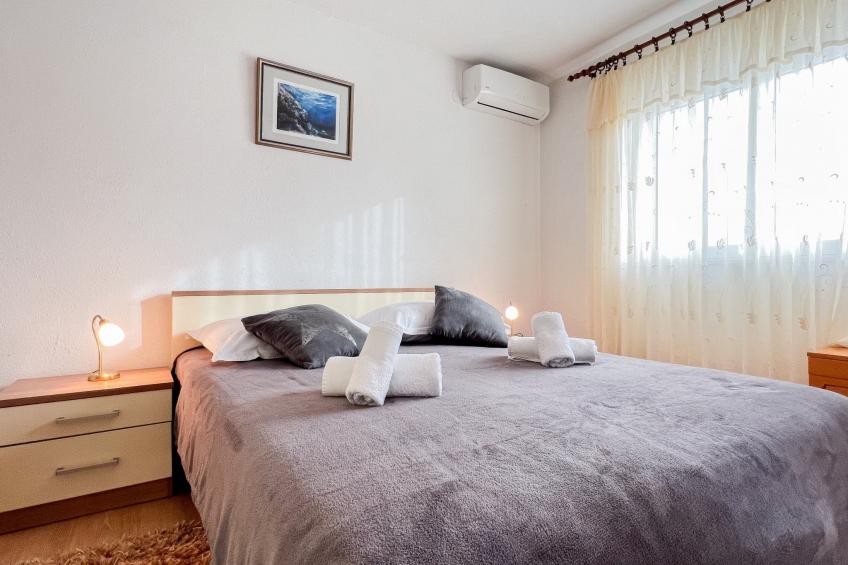 Günstiges Ferienhaus mit Pool und Meerblick - foto 27