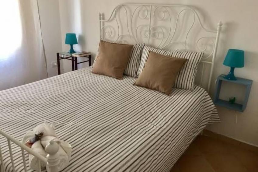 Geräumige und helle Wohnung in Mehrfamilienhaus mit Aufzug - foto 9