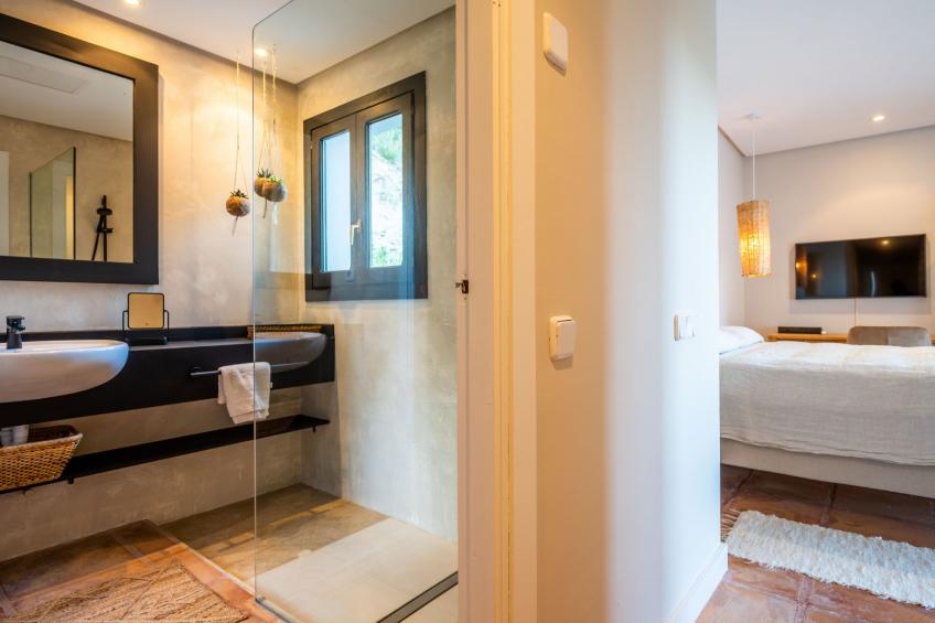 in Es Cubells mit Privatem Pool - foto 38