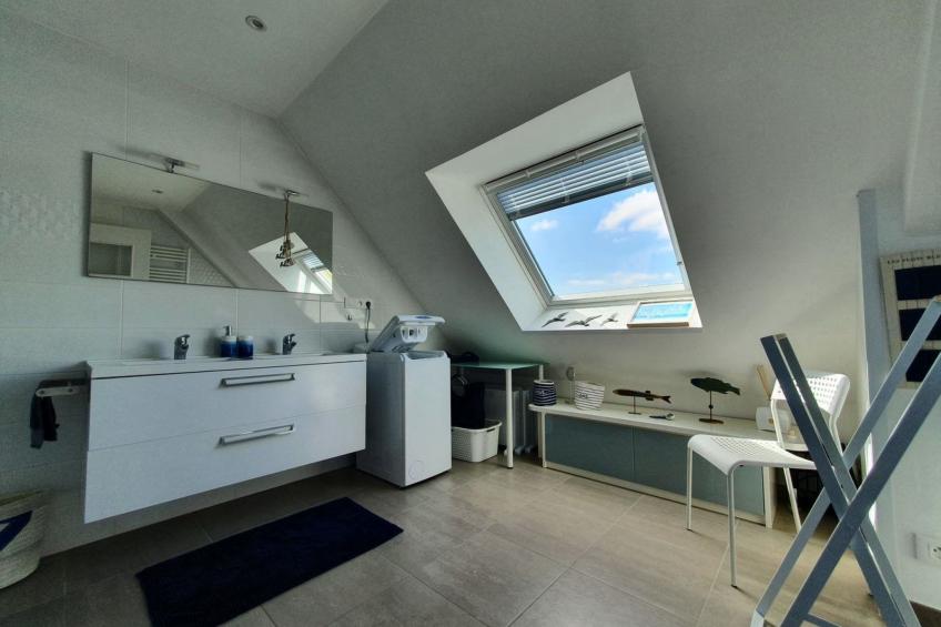 Villa mit Blick auf das Wasser - foto 34