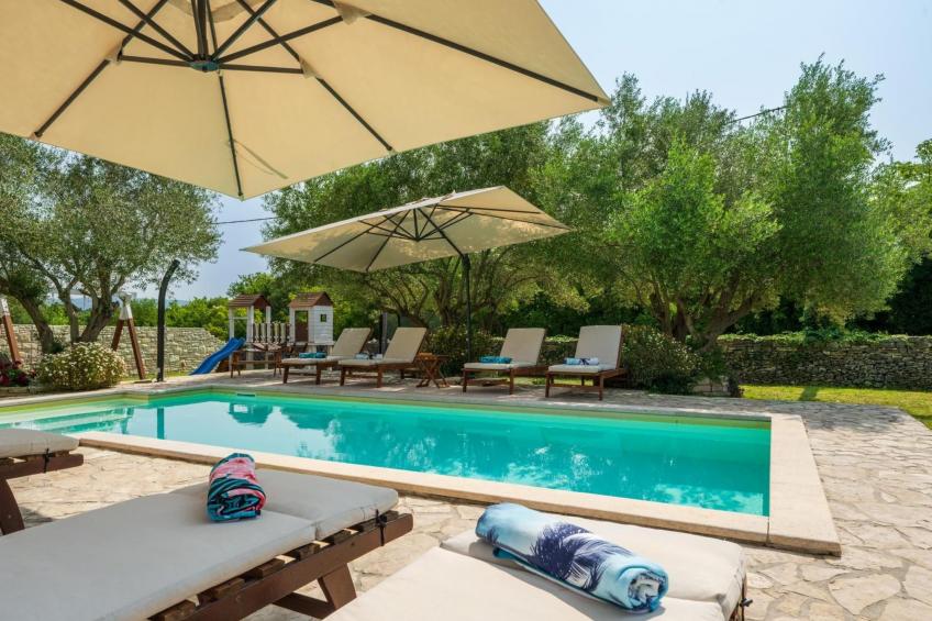 Villa mit privatem Pool und großem Garten