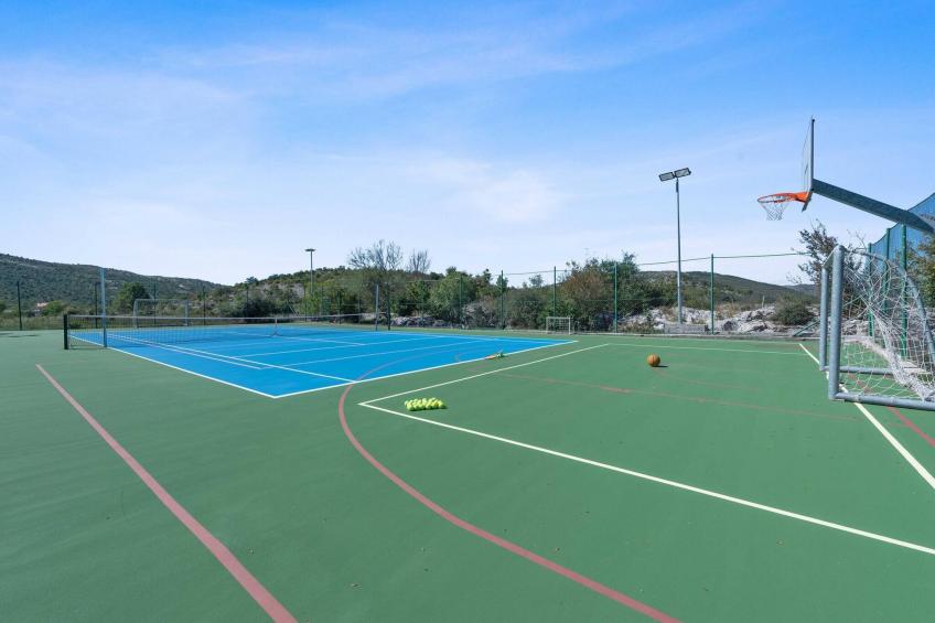 Sport & Spa Villa Neoric - foto 43