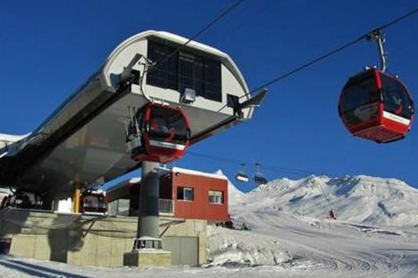 Alte typische Engadinermühle - foto 48