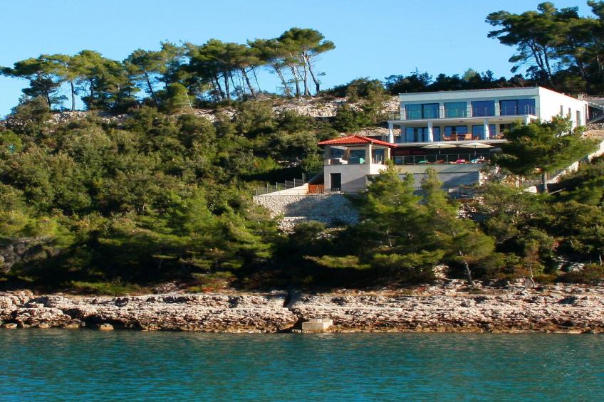 Beachfront Luxury Villa with Private Pool and Stunning Sea Views - foto 24