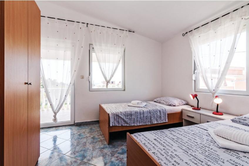 Apartments Hak - One Bedroom Apartment with Balcony  (A1) - foto 6