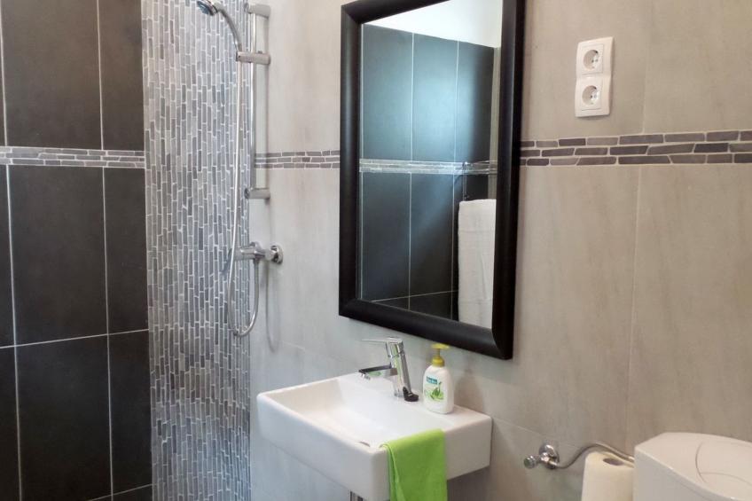 Doppelhaushälfte für sechs Personen mit Terrasse - foto 9