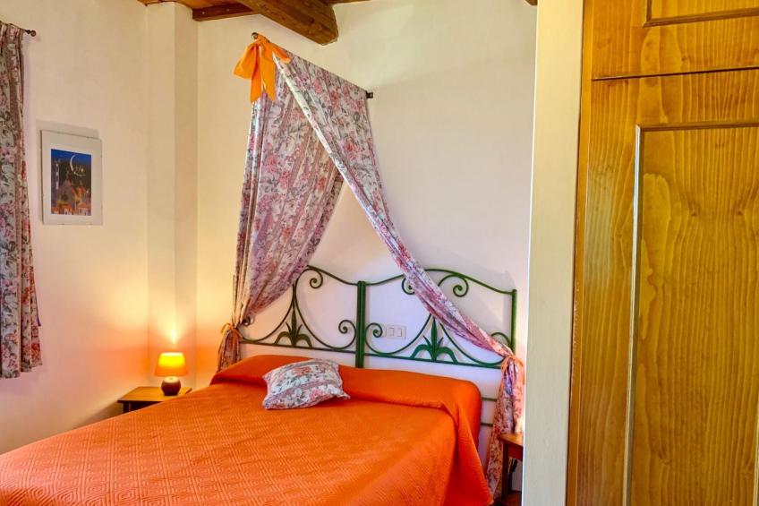 Die Maulbeerbäume auf dem Bauernhof - foto 14