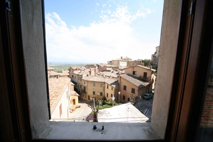 Vakantiewoning met uitzicht op het Toscaanse land - VW-TJVH