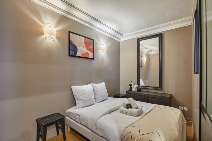 SAINT LAURENT - foto 16