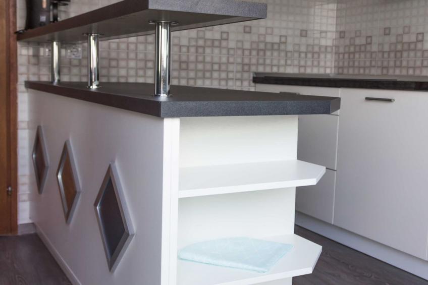 Cozy Holiday Home with Garden, BBQ, and Outdoor Dining Area in Rečica ob Savinji - Two Bedroom Apartment - foto 2