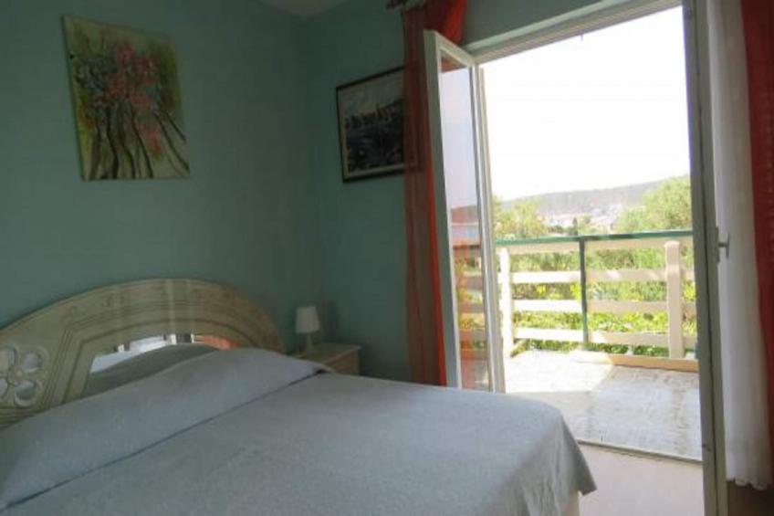 Serene Barbat Escape with Just Minutes from the Beach - One Bedroom Apartment with Balcony 1 - foto 6
