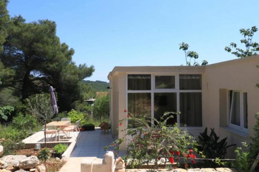 House Leta Cozy Hideaway with Pool - Four Bedroom Holiday Home with Pool - foto 18