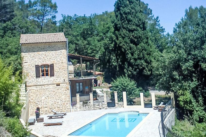 Provenzialisches Ferienhaus mit Privatpool